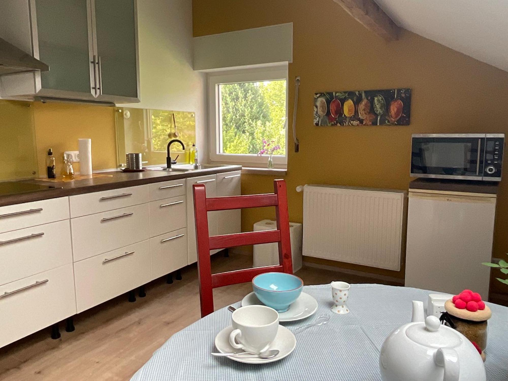 Gemuetliche Dachwohnung Am Tor Zum Schwarzwald Apartamento