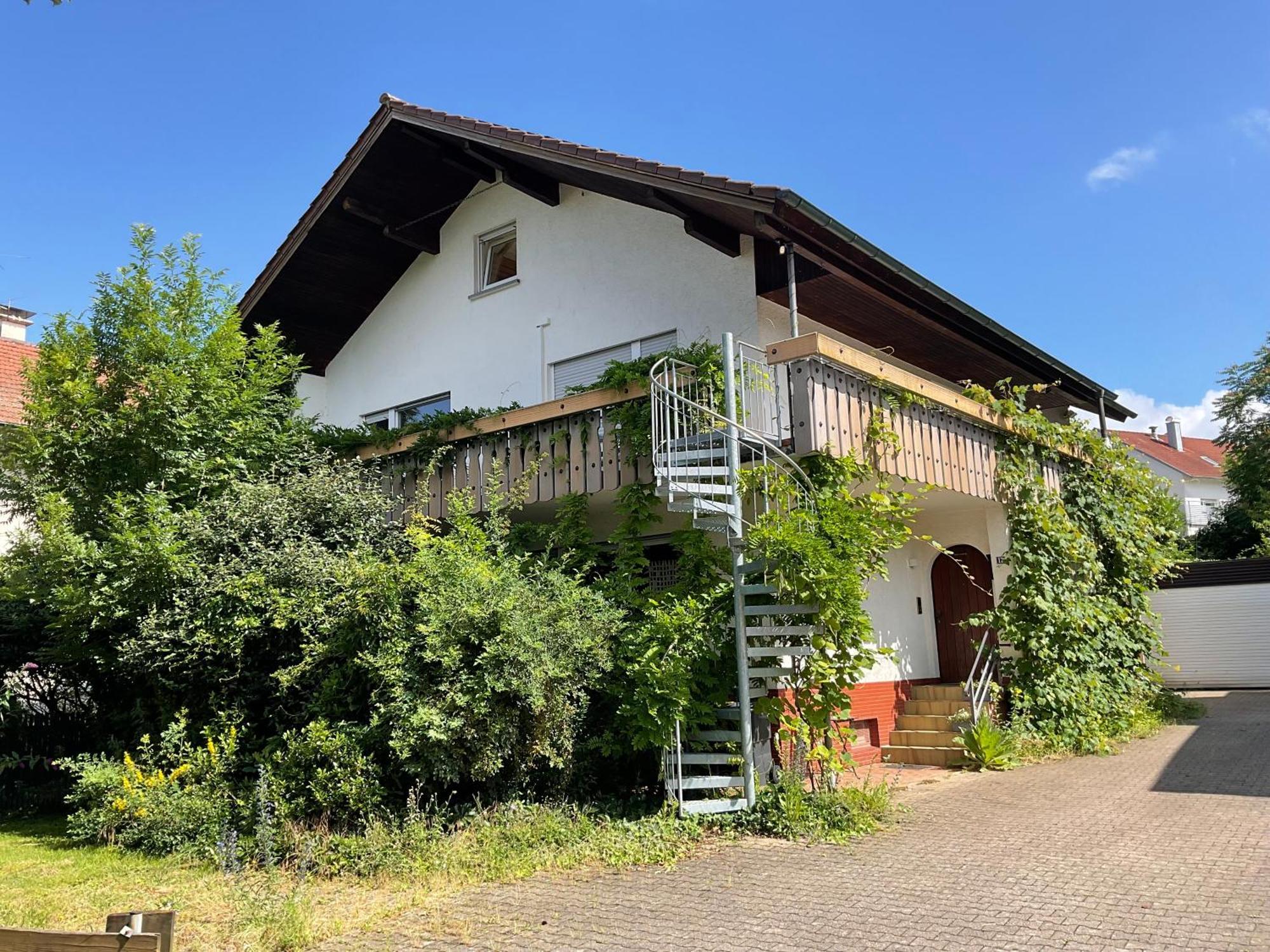 Gemuetliche Dachwohnung Am Tor Zum Schwarzwald Apartamento Bischweier